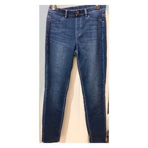 Uniqlo Blue Jeggings || M